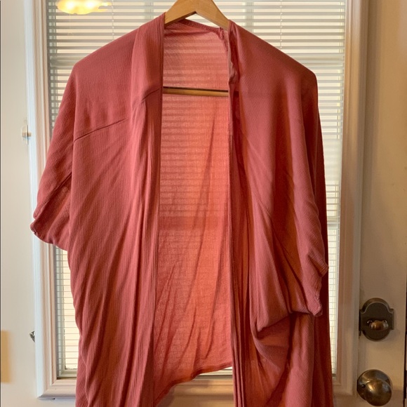 Kimono - Picture 1 of 1